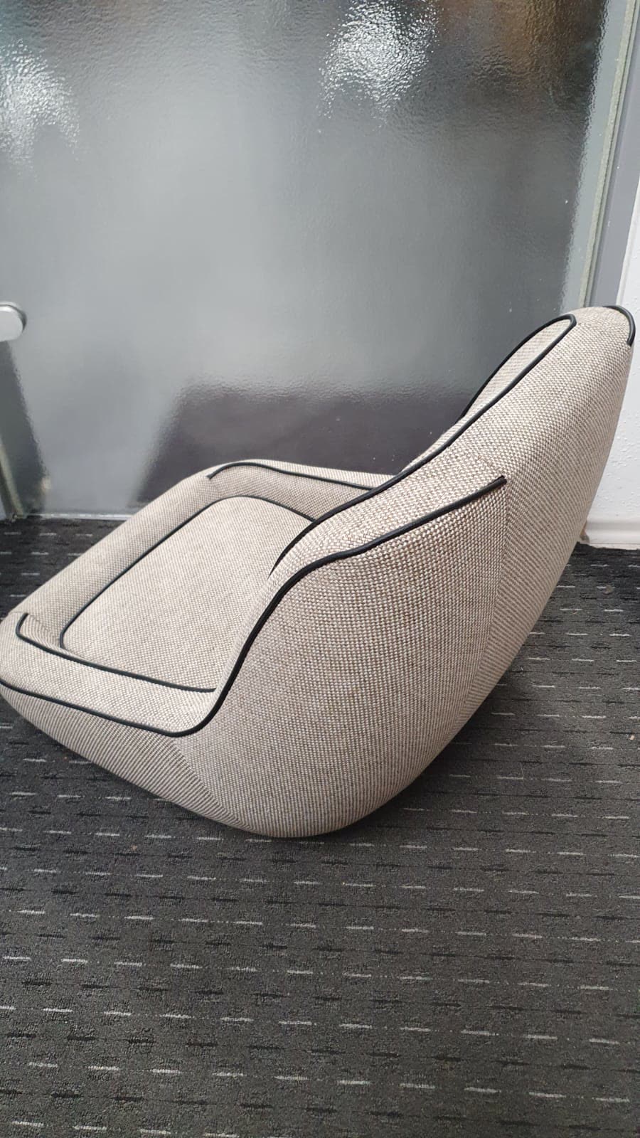 Graue Boots-Sitzbank Detailaufnahme