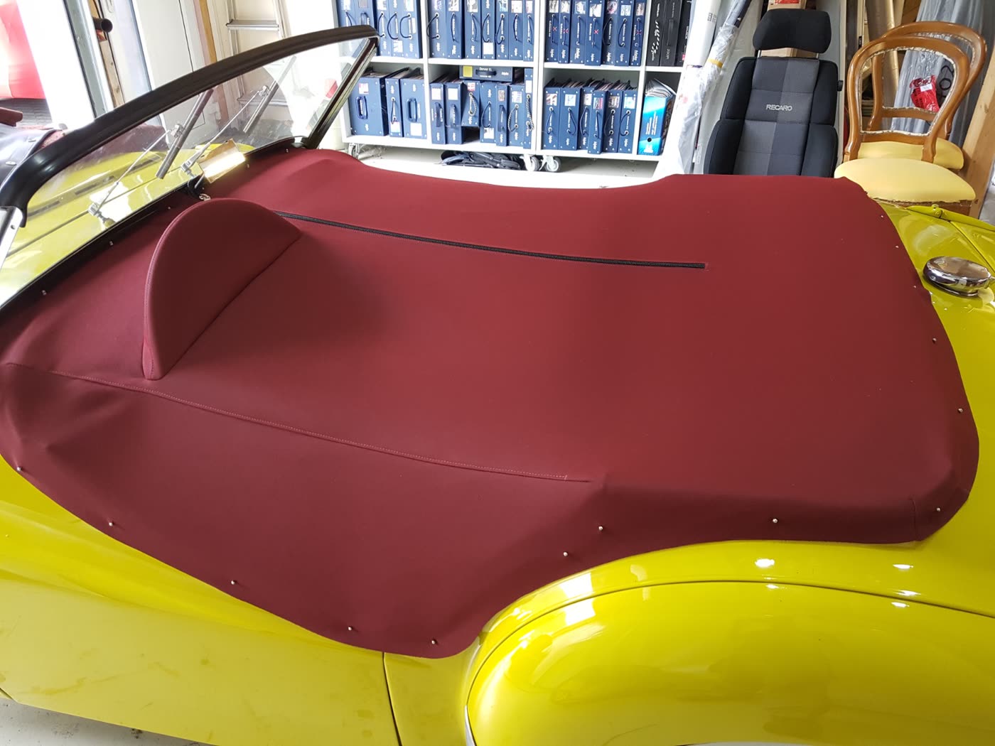 Tonneau-Abdeckung bordeaux mit Reißverschluss neu