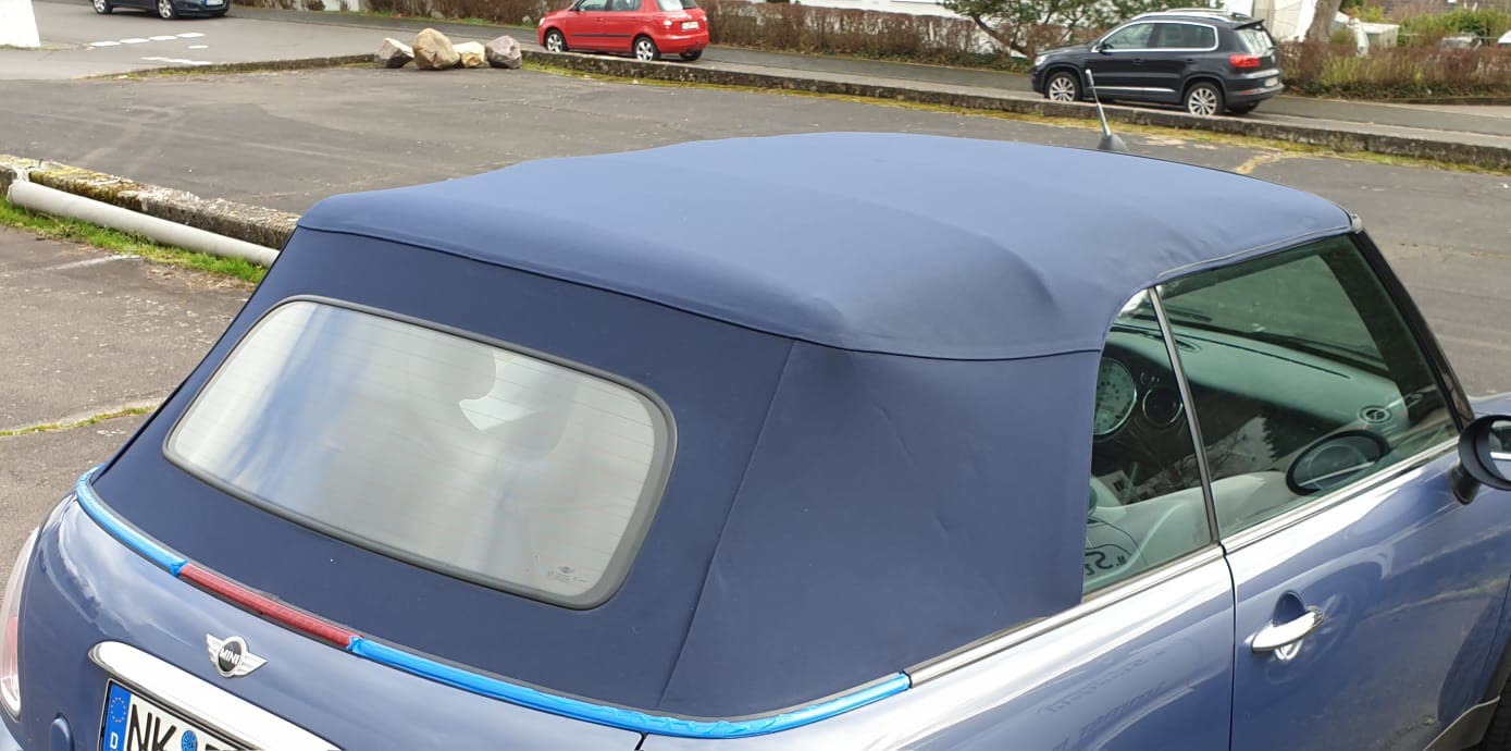 Cabrio mit neuem Verdeck, Außenansicht