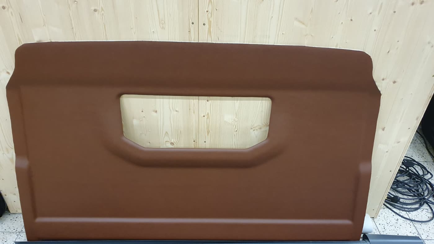 Braune Rückwand-Verkleidung mit Griff, Holzwand Hintergrund