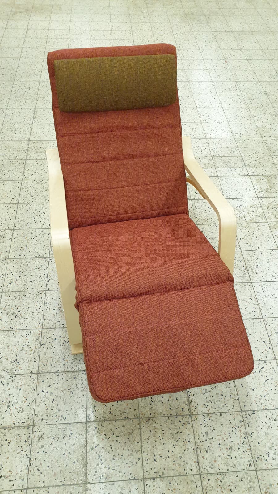 Oranger Loungesessel andere Ansicht