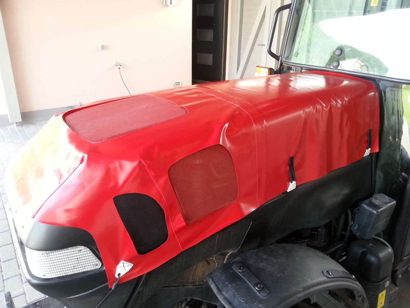 Traktor Motorhauben-Persenning rot neu