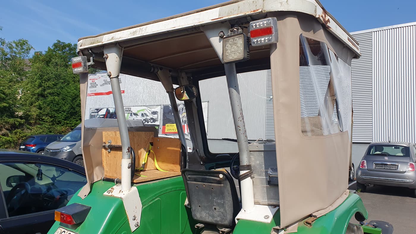 Neues Verdeck, Innenansicht durch Fenster